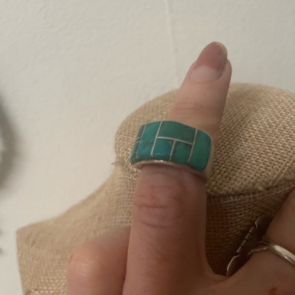 RELISTED! Zuni made; thick shank Turquoise and Silver inlaid Mosaic Ring🌵 - Picture 5 of 8